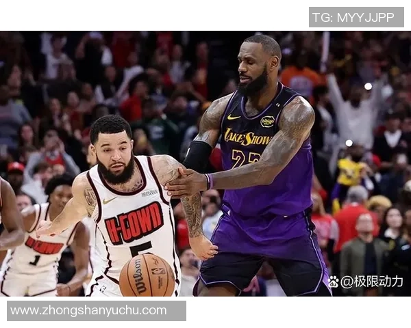 今日NBA直播火箭对阵勇士精彩对决全程回顾与分析 今日NBA直播火箭对阵勇士精彩对决全程回顾与分析