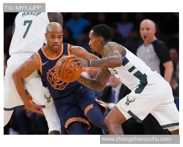 雄鹿与尼克斯对决分析:战术布局与球员表现的全面解读 雄鹿与尼克斯对决分析:战术布局与球员表现的全面解读