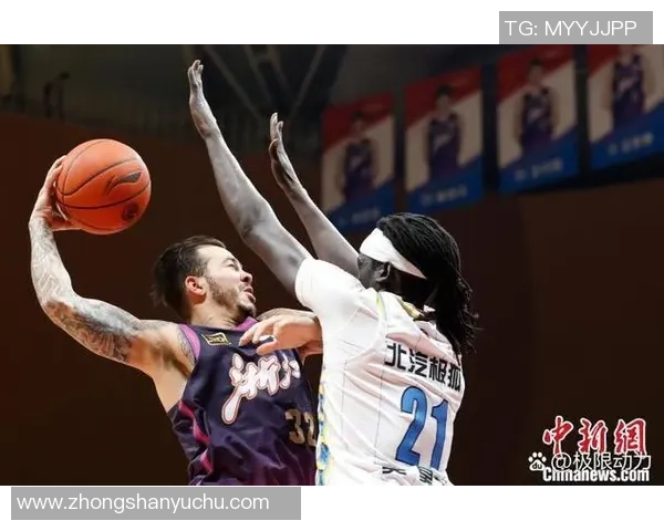 2017年北京首钢与浙江队激战回顾经典对决再现篮球魅力与激情 2017年北京首钢与浙江队激战回顾经典对决再现篮球魅力与激情