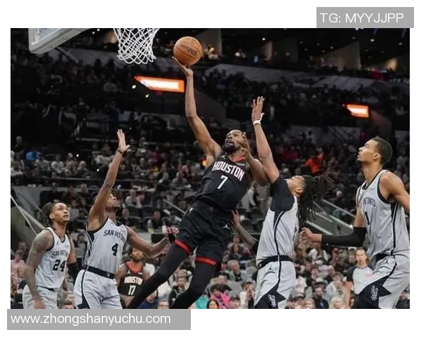 2013年圣诞大战火箭对决马刺精彩回顾与赛后分析 2013年圣诞大战火箭对决马刺精彩回顾与赛后分析