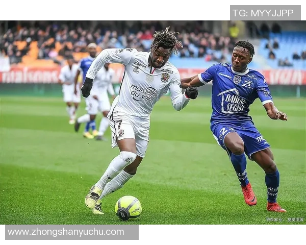 亚眠主场迎战巴黎圣日耳曼全力争胜的精彩对决即将上演