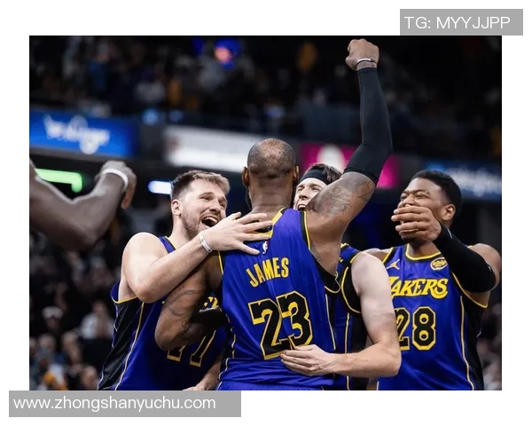 勇士与太阳激战2019年元旦NBA盛宴精彩回顾与赛况分析 勇士与太阳激战2019年元旦NBA盛宴精彩回顾与赛况分析